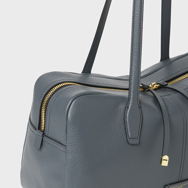 アリーナ 詳細画像 MIDNIGHT SKY 3