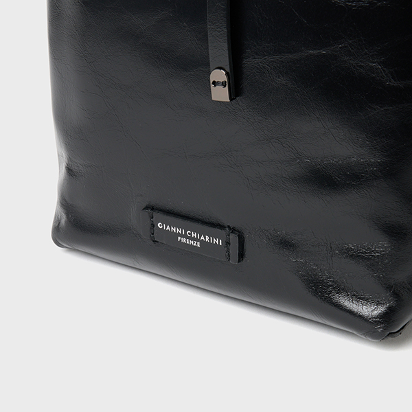 エリアーナ 詳細画像 NERO 4