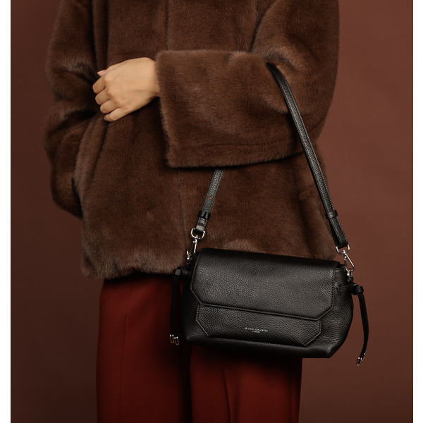 ブリーナ M 詳細画像 DEEP FIR 8