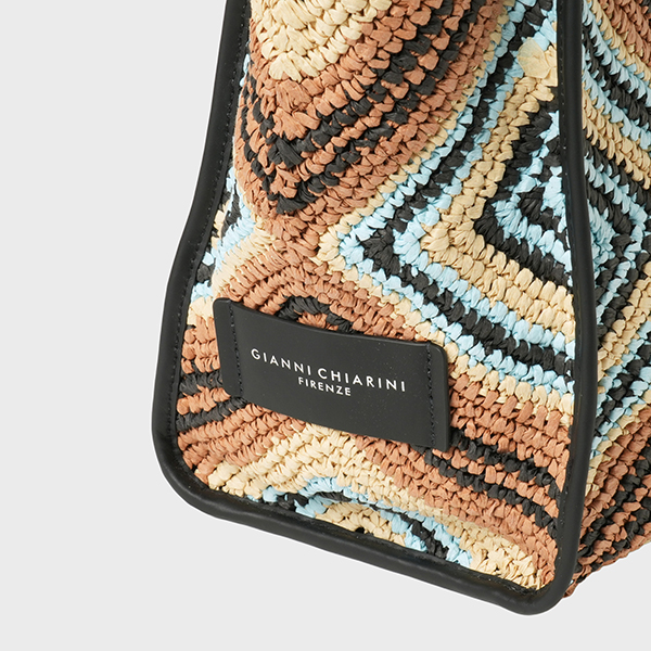 マルチェッラ M 詳細画像 VAR.NERO 3