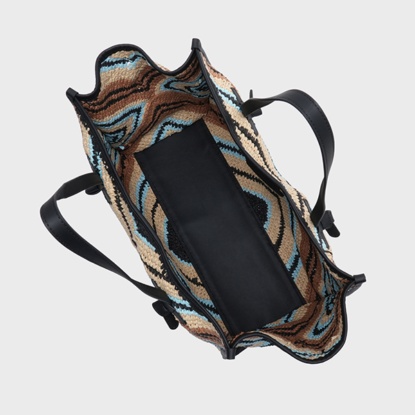 マルチェッラ M 詳細画像 VAR.NERO 5