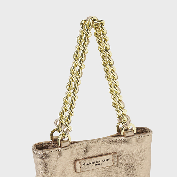 カミッラ 詳細画像 MIRAGE 3