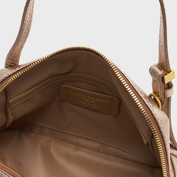 デア 詳細画像 MIRAGE 5