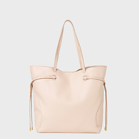 ヴィオレット M