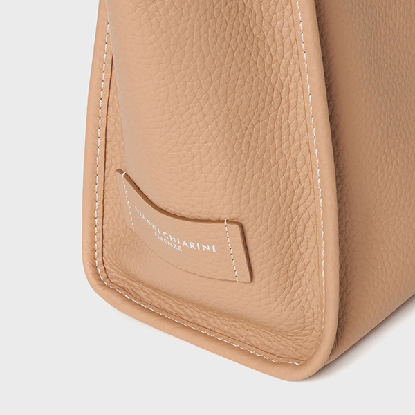 マルチェッラ M 詳細画像 CLAY 3