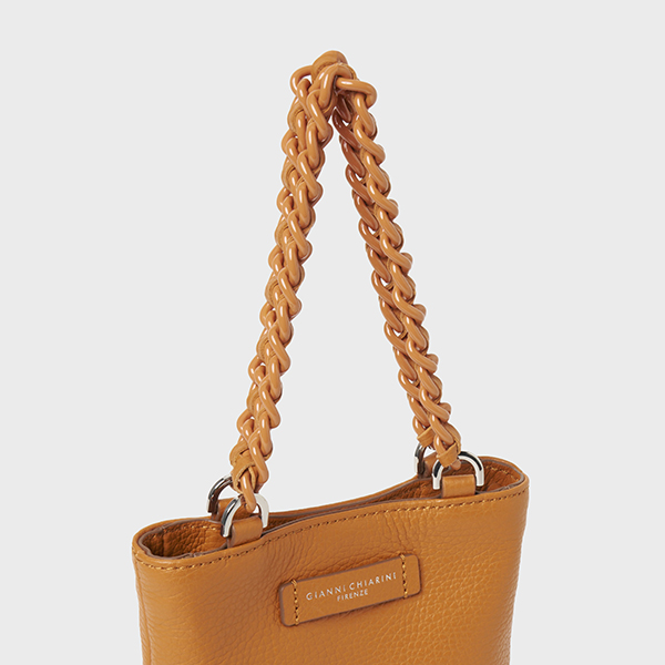 カミッラ 詳細画像 SPICE 3